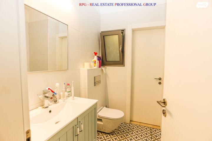 דירה, קהילת ורשה, הדר יוסף, תל אביב יפו