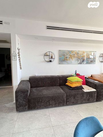 דירה, צור הדסה