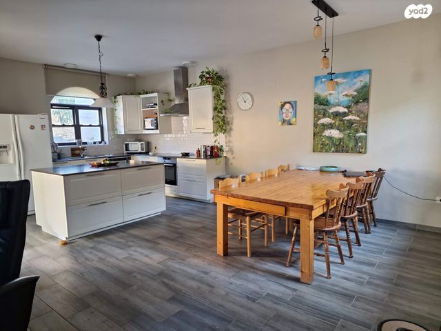 דו משפחתי, טל אל