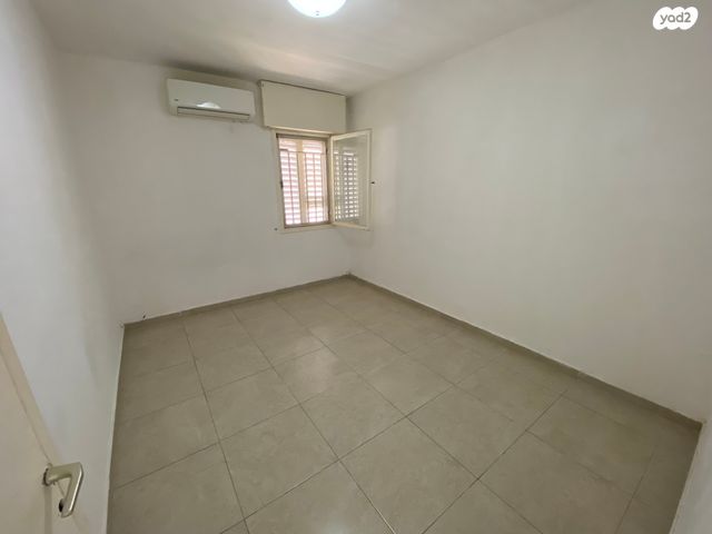 דירה, הבעל שם טוב, חב"ד, קרית מלאכי