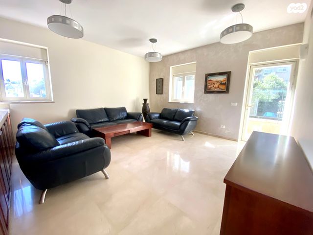 דירה, דוד שמעוני, גבעת הורדים, רסקו, ירושלים