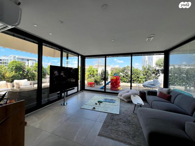 גג/ פנטהאוז