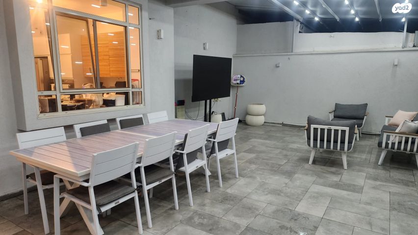 גג/ פנטהאוז, המרכז, קרית אונו