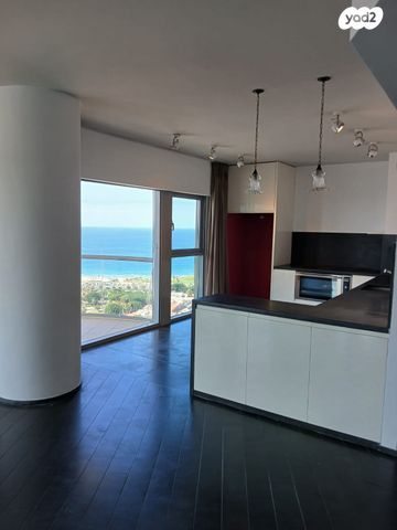 דירה, אילת, תל אביב יפו