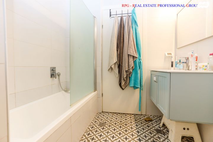 דירה, קהילת ורשה, הדר יוסף, תל אביב יפו