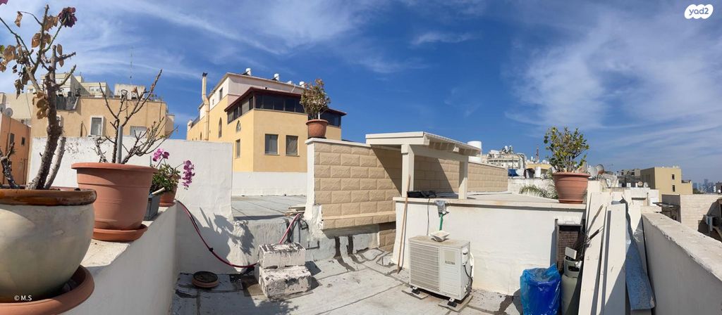 גג/ פנטהאוז, צהלון, שיכוני חסכון, תל אביב יפו