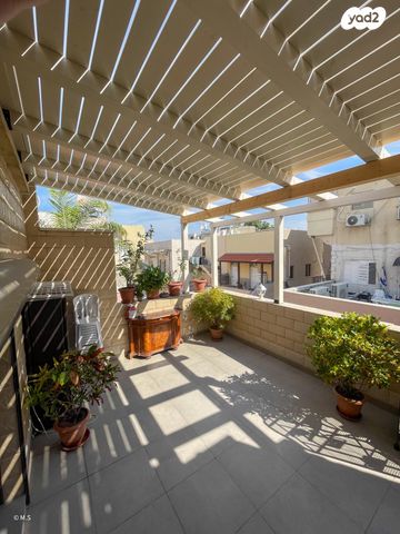 גג/ פנטהאוז, צהלון, שיכוני חסכון, תל אביב יפו