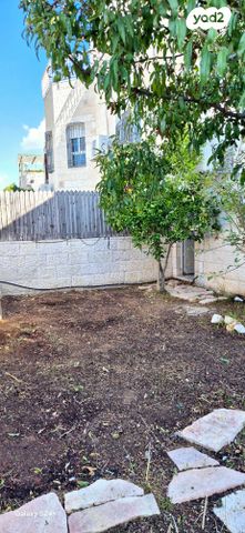 דו משפחתי, שמיר, גילה, ירושלים