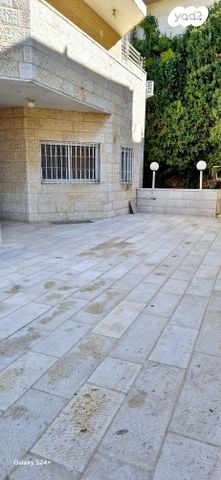 דו משפחתי, שמיר, גילה, ירושלים