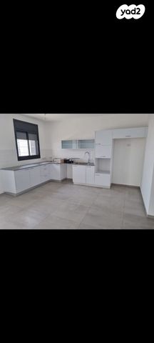 דירה, יצחק שמיר, רמת הדר, גבעת שמואל