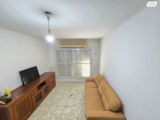 דירה, גיורא יוספטל, שכונה ד', באר שבע