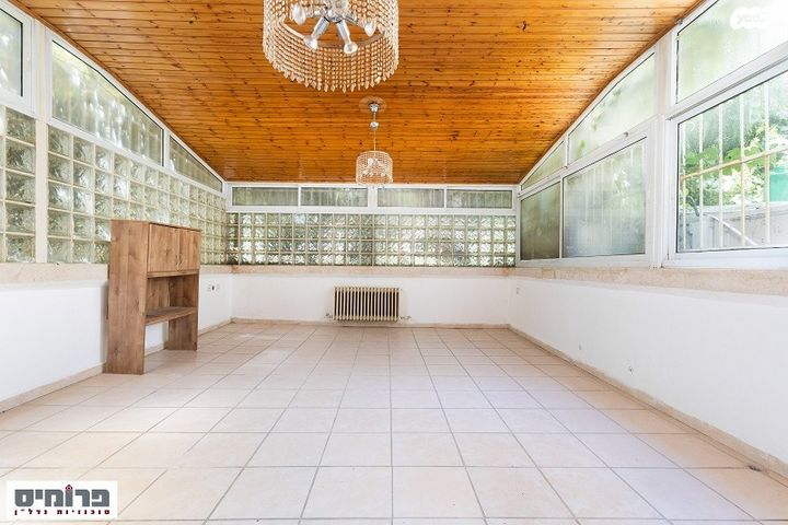 דירת גן, הפורצים, קטמון הישנה, ירושלים