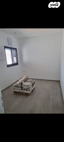 דירה, יצחק שמיר, רמת הדר, גבעת שמואל