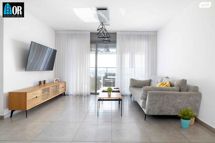 דופלקס, שדרות יצחק רבין, פארק המושבה, באר יעקב