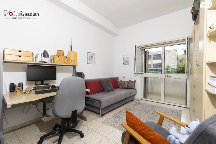 דירה, בן ציון 12, קרית משה, ירושלים