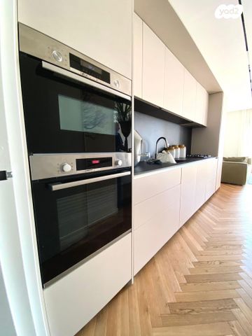 דירה, בן יהודה, תל אביב יפו