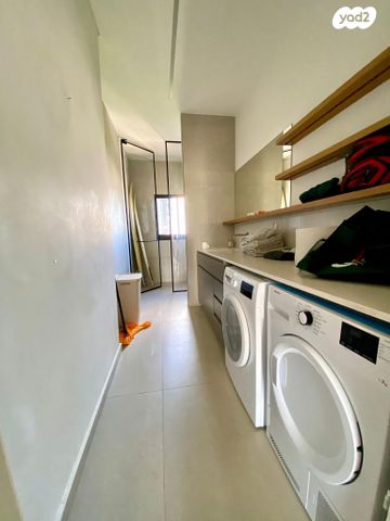 דירה, בן יהודה, תל אביב יפו