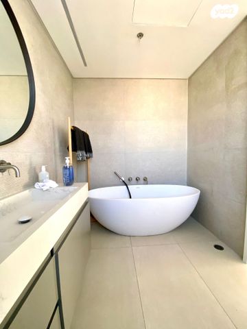 דירה, בן יהודה, תל אביב יפו