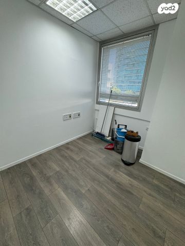 משרדים, ריב"ל 7, מונטיפיורי, הרכבת, תל אביב יפו