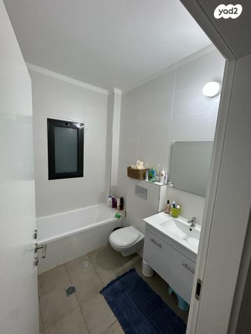 דירה, אריאל שרון 16, נווה שרון / שער העיר, נתיבות