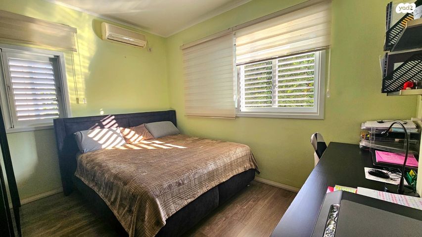 דירה, זאב ז'בוטינסקי 7, אגרובנק, חולון