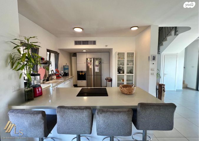 גג/ פנטהאוז