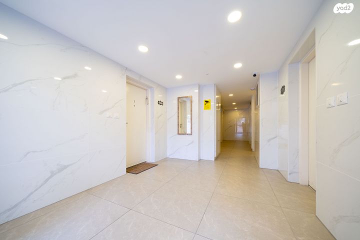 דירה, חברותא 2, בצוותא, חריש