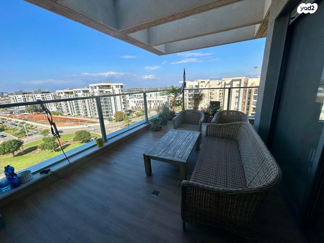 גג/ פנטהאוז, גליל ים (מתחם הכוכבים), הרצליה