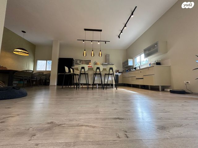 דו משפחתי, חומה ומגדל 26, קרית חיים מזרחית, חיפה