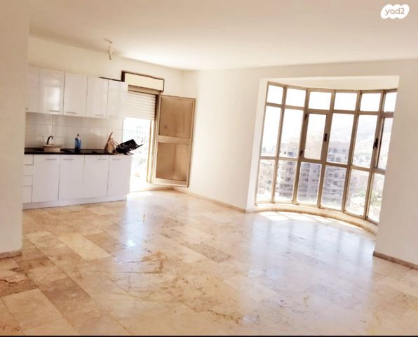 גג/ פנטהאוז, שדרות הרצל, קרית שמואל, טבריה