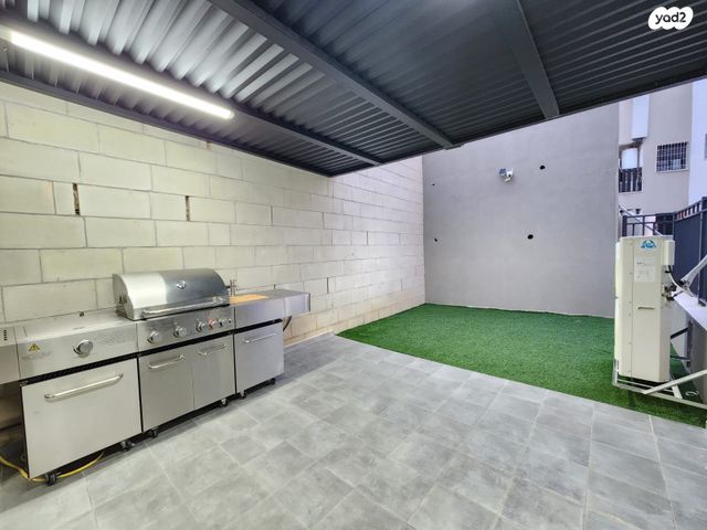 דירת גן, מגדל העמק