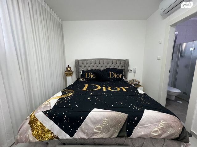 דירת גן, יוסף אבו, נתיבות מערב, נתיבות