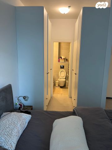 דירה, גרציאני יצחק, גני שרונה, קרית הממשלה, תל אביב יפו