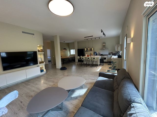 דו משפחתי, חומה ומגדל 26, קרית חיים מזרחית, חיפה