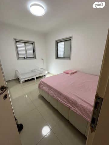 דירה, חיים משה שפירא, רובע ד', אשדוד