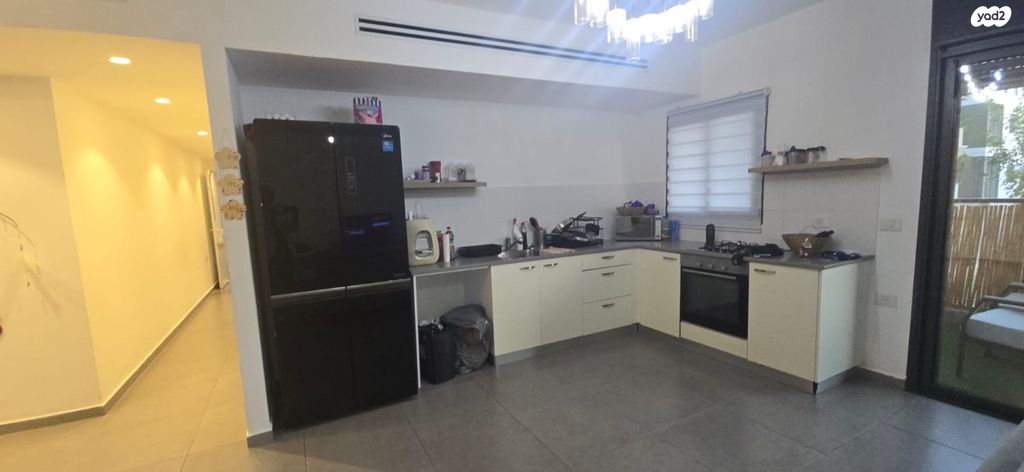 דירה, הרב שלום שבזי, ראש העין