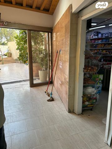 דירה, יד ושם, שכונה ג', באר שבע