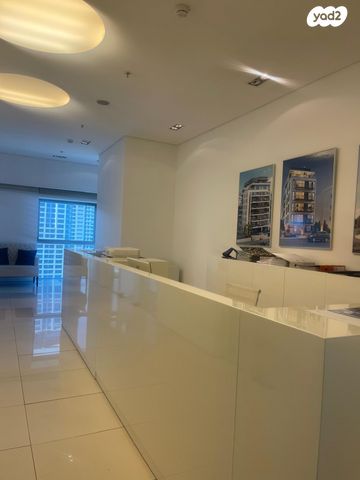 משרדים, בורסה, רמת גן