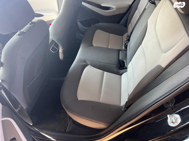 יונדאי איוניק