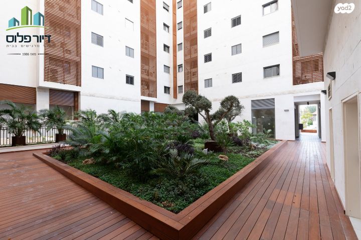 גג/ פנטהאוז, גבעתי, רחובות