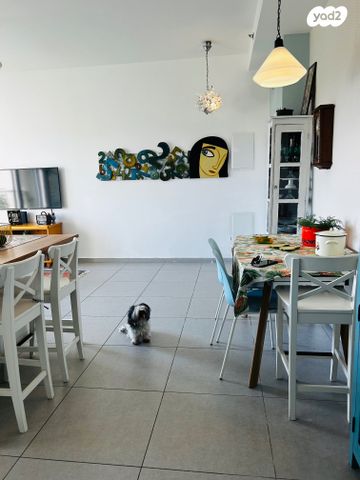 דירה, התחייה 5, מגדיאל, הוד השרון