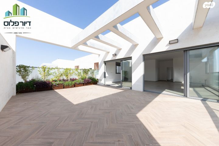 גג/ פנטהאוז, גבעתי, רחובות