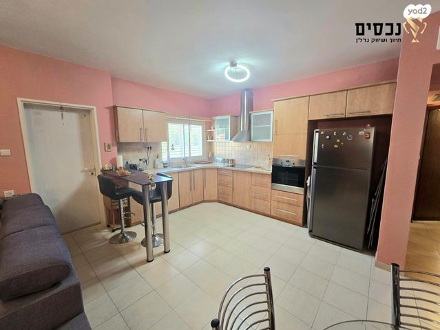 דירה, בעל שם טוב 27, מחנה יהודה, פתח תקווה