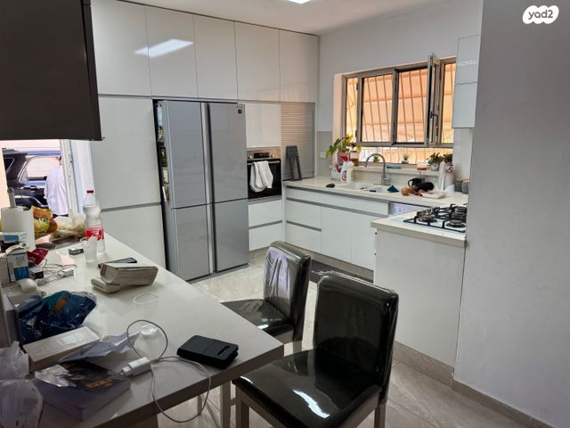 דו משפחתי, נאות הפרחים, גן יבנה