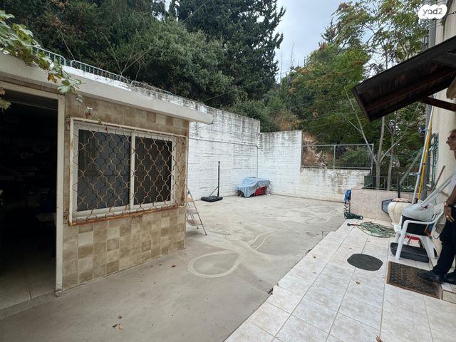 דירת גן, הרב אברהם כלפון, קרית אליעזר, חיפה