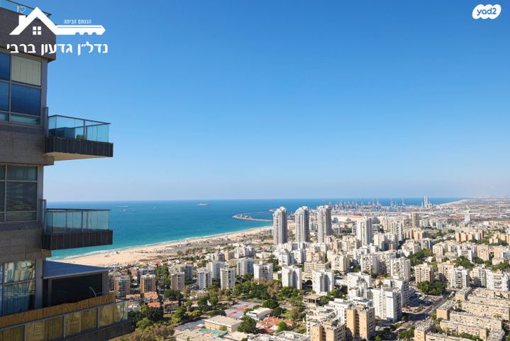 גג/ פנטהאוז