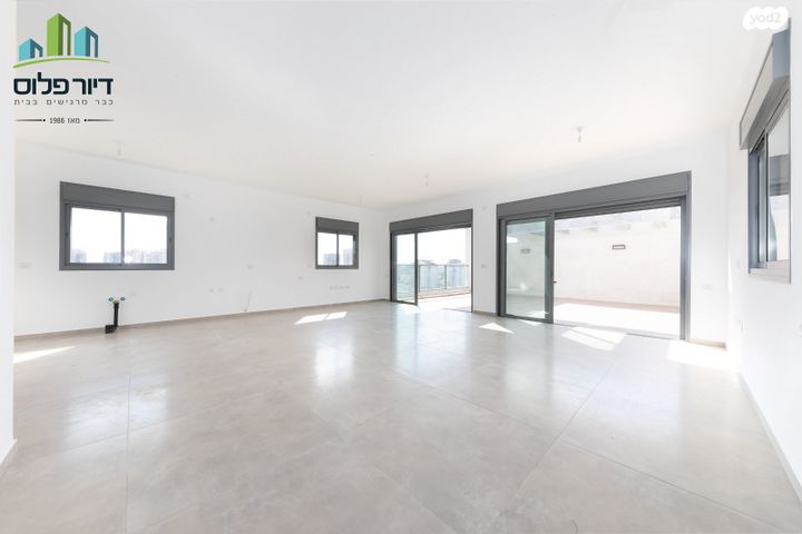 גג/ פנטהאוז, גבעתי, רחובות