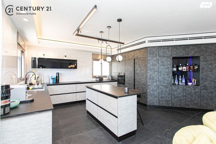 דירה, יקינטון, אחוזה, חיפה