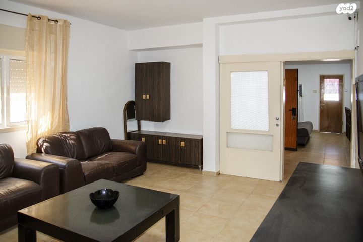 דירת גן, השרון 15, גבעת אולגה, חדרה