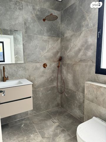 בית פרטי/ קוטג', שכונה 15, תל מונד